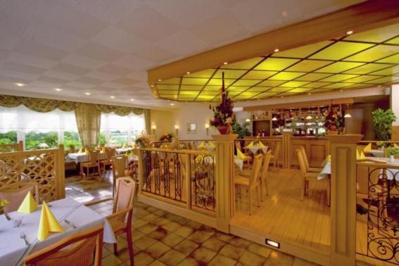 Wehrmann-Blume Hotel Wunstorf Buitenkant foto